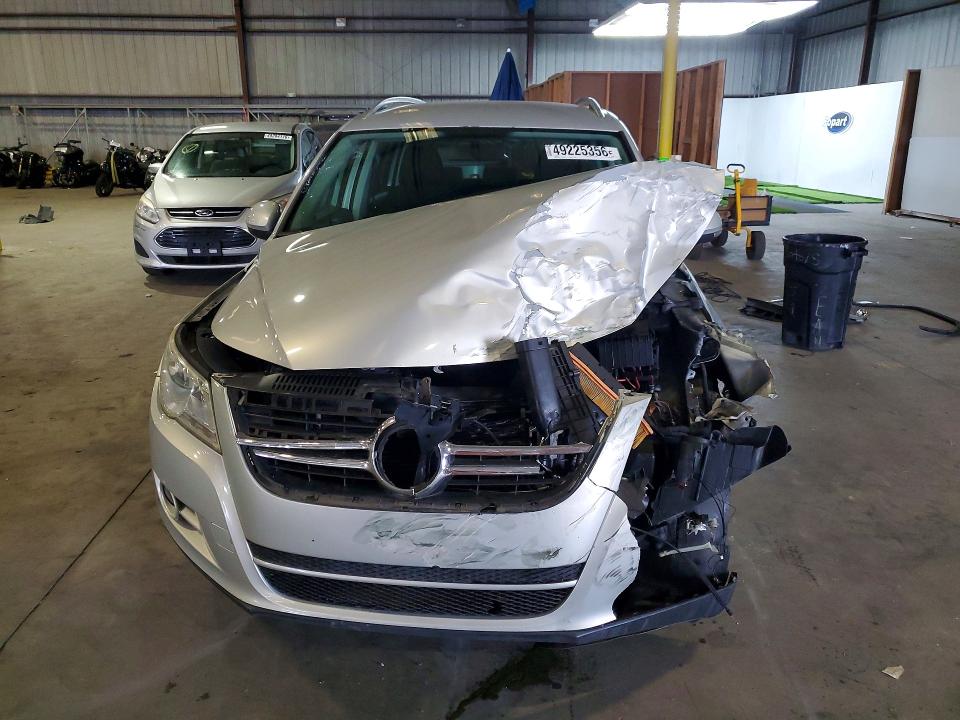 49225356 :رقم المزاد ، WVGAV75N79W509950 vin ، 2009 Volkswagen Tiguan مزاد بيع