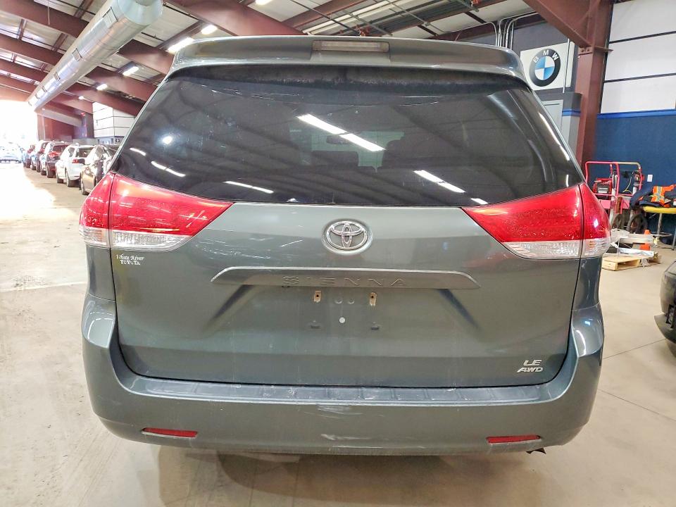 2014 Toyota Sienna მანქანა იყიდება აუქციონზე, vin: 5TDJK3DC0ES090467, აუქციონის ნომერი: 51058766