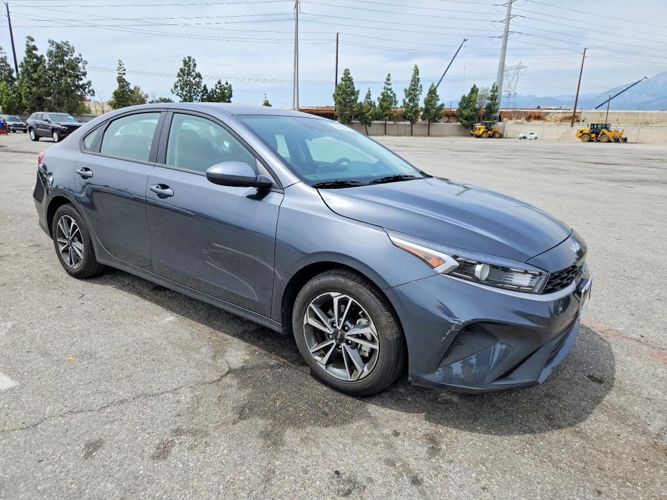 50322086 :رقم المزاد ، 3KPF24ADXRE810754 vin ، 2024 Kia Forte مزاد بيع