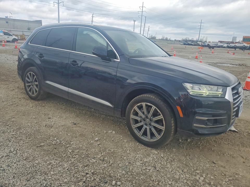 2017 Audi Q7 მანქანა იყიდება აუქციონზე, vin: WA1LAAF78HD055573, აუქციონის ნომერი: 48570746