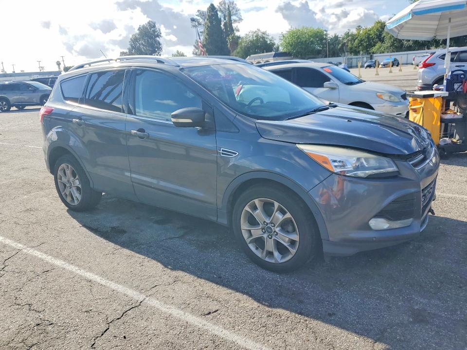 Продаж на аукціоні авто 2015 Ford Escape, vin: 1FMCU9J93FUB33643, номер лоту: 49510116