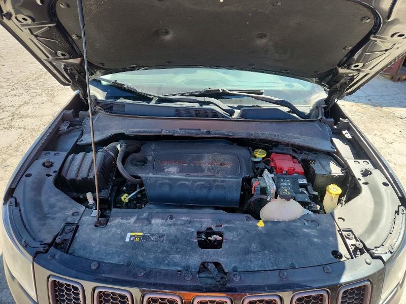48811416 :رقم المزاد ، 3C4NJDDB0MT572278 vin ، 2021 Jeep Compass مزاد بيع