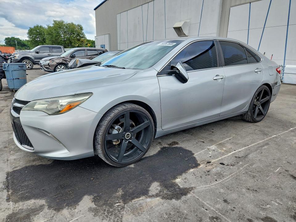 50367806 :رقم المزاد ، 4T1BF1FK0GU239505 vin ، 2016 Toyota Camry مزاد بيع