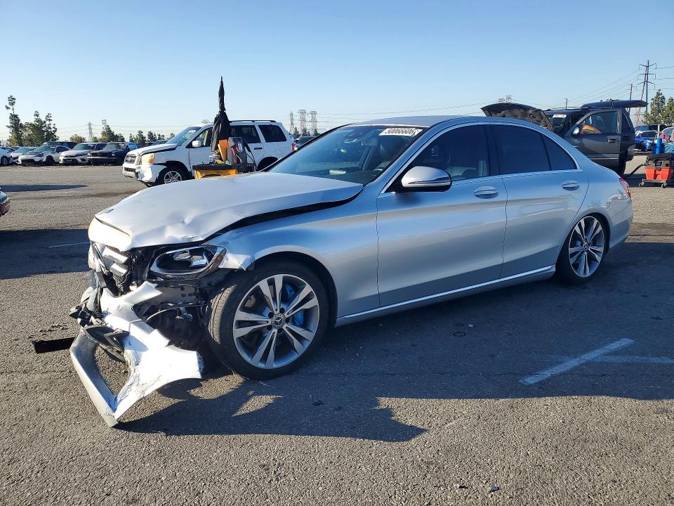 Продажа на аукционе авто 2017 Mercedes-benz C, vin: 55SWF4HB4HU231372, номер лота: 50066606
