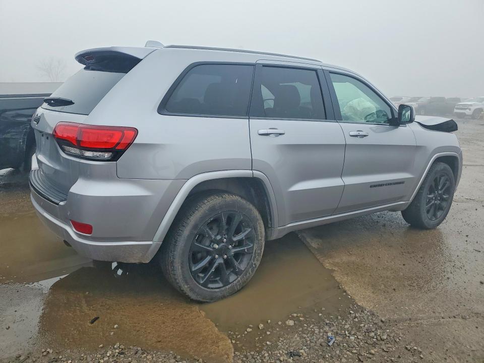 49890136 :رقم المزاد ، 1C4RJFAG5JC360478 vin ، 2018 Jeep Grand Cherokee مزاد بيع