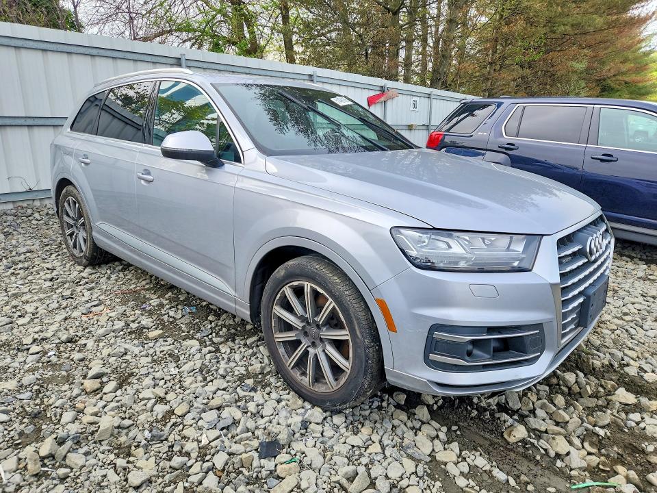 2018 Audi Q7 მანქანა იყიდება აუქციონზე, vin: WA1LAAF76JD024666, აუქციონის ნომერი: 51499186