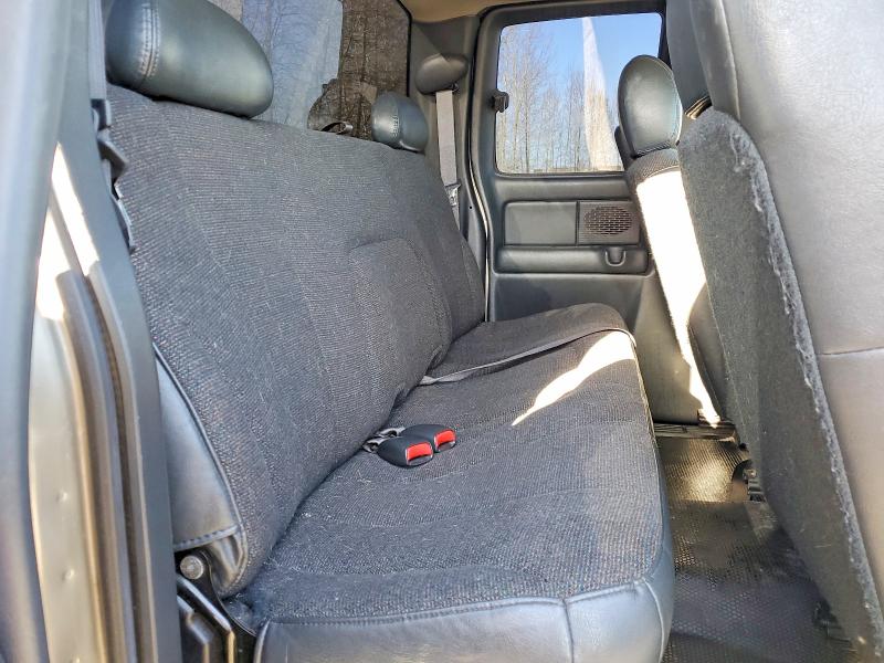 2002 Chevrolet Silverado მანქანა იყიდება აუქციონზე, vin: 2GCEK19V821268855, აუქციონის ნომერი: 48976896