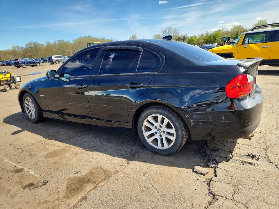 2007 Bmw 328 მანქანა იყიდება აუქციონზე, vin: WBAVC73577KP31503, აუქციონის ნომერი: 51018616
