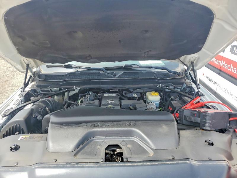 51614546 :رقم المزاد ، 3C63RRGL5NG379255 vin ، 2022 Ram 3500 مزاد بيع