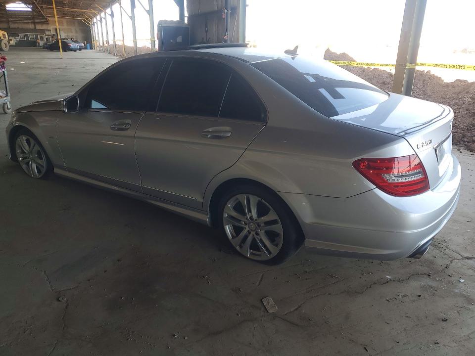 Продажа на аукционе авто 2012 Mercedes-benz C, vin: WDDGF4HBXCA668130, номер лота: 51544616