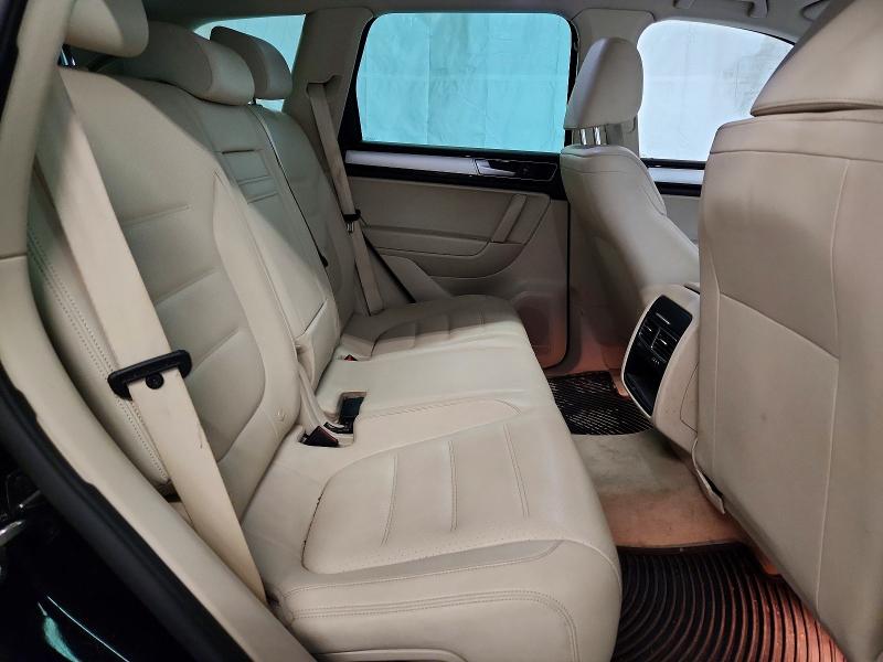 50469216 :رقم المزاد ، WVGEF9BPXGD002419 vin ، 2016 Volkswagen Touareg مزاد بيع