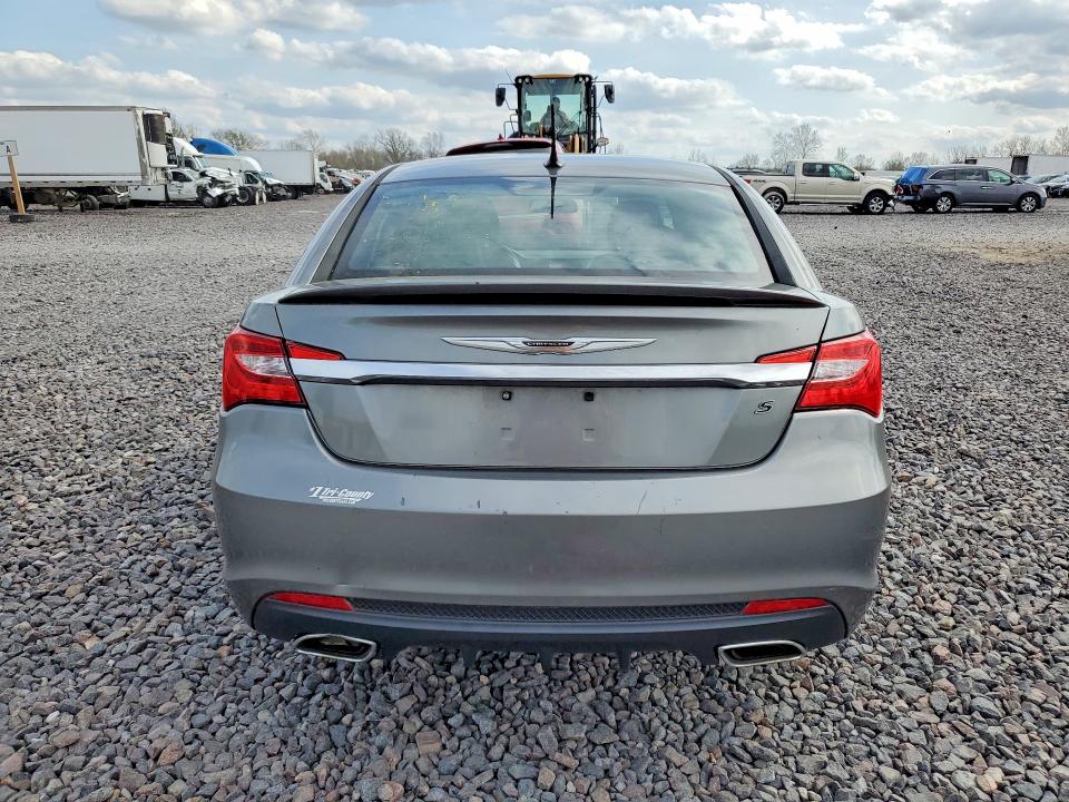 Продаж на аукціоні авто 2013 Chrysler 200, vin: 1C3CCBCG4DN767291, номер лоту: 49453306
