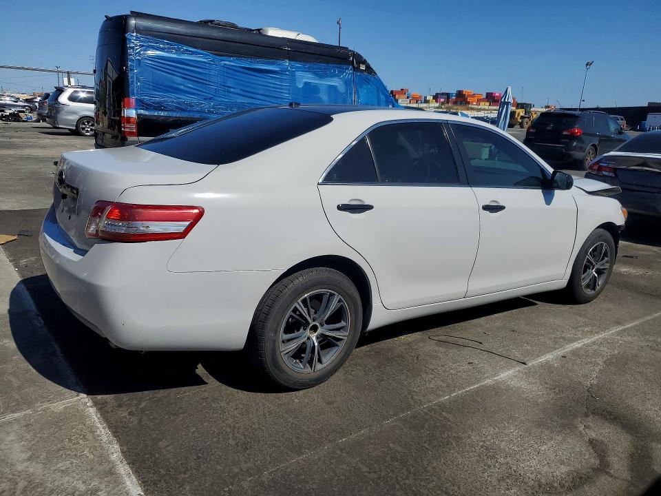 2010 Toyota Camry მანქანა იყიდება აუქციონზე, vin: 4T4BF3EK2AR062806, აუქციონის ნომერი: 48546896