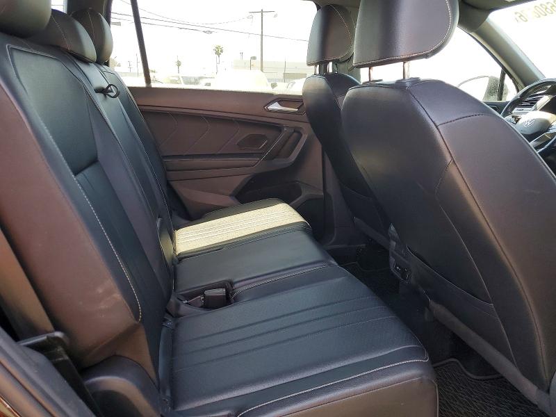 50680836 :رقم المزاد ، 3VVCB7AX1NM017214 vin ، 2022 Volkswagen Tiguan مزاد بيع