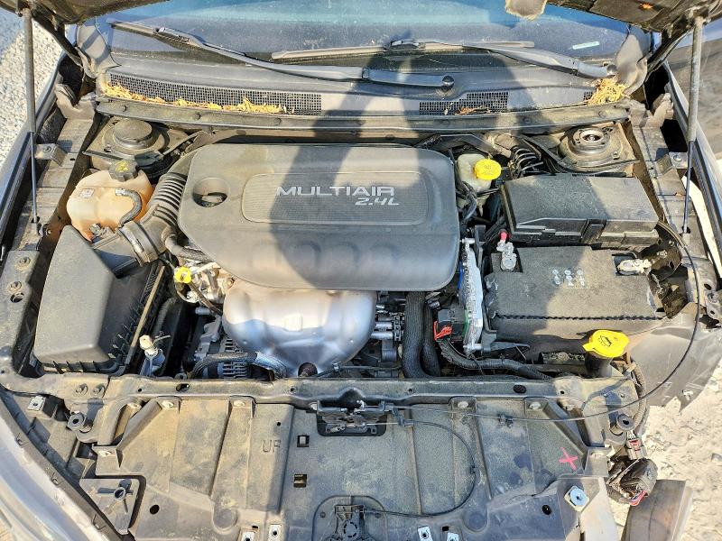 48658266 :رقم المزاد ، 1C3CCCBB3GN112166 vin ، 2016 Chrysler 200 مزاد بيع