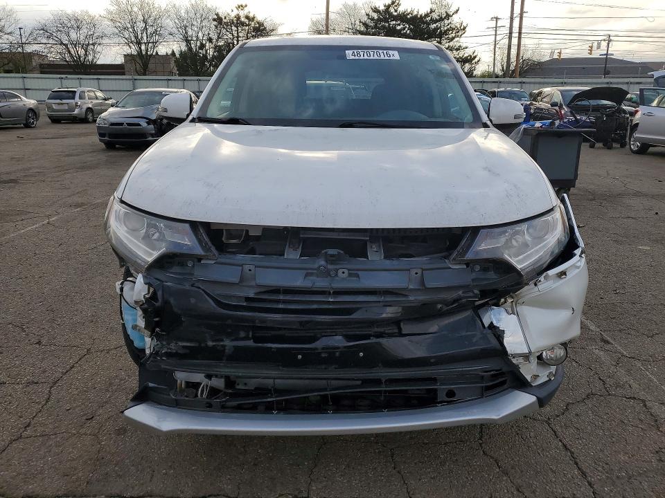 Продаж на аукціоні авто 2018 Mitsubishi Outlander, vin: JA4AD3A30JZ009517, номер лоту: 48707016