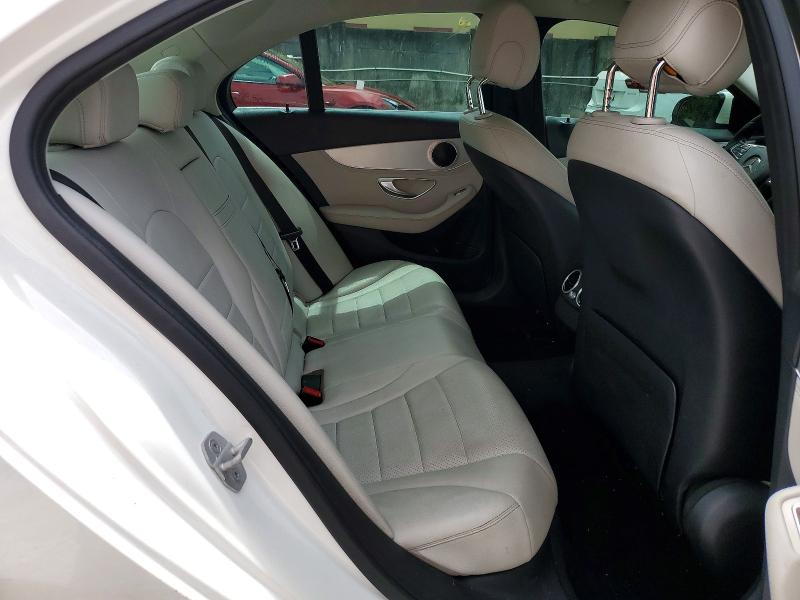 Продаж на аукціоні авто 2015 Mercedes-benz C, vin: 55SWF4KB2FU017941, номер лоту: 48848076