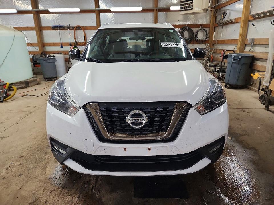 50912246 :رقم المزاد ، 3N1CP5CU6KL549084 vin ، 2019 Nissan Kicks مزاد بيع