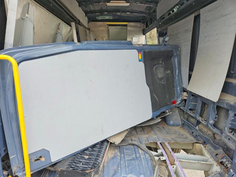 2020 Ford Transit მანქანა იყიდება აუქციონზე, vin: 1FTBR3X83LKB04633, აუქციონის ნომერი: 47213116