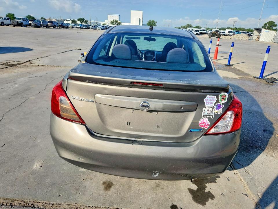 51534946 :رقم المزاد ، 3N1CN7AP3HL808766 vin ، 2017 Nissan Versa مزاد بيع