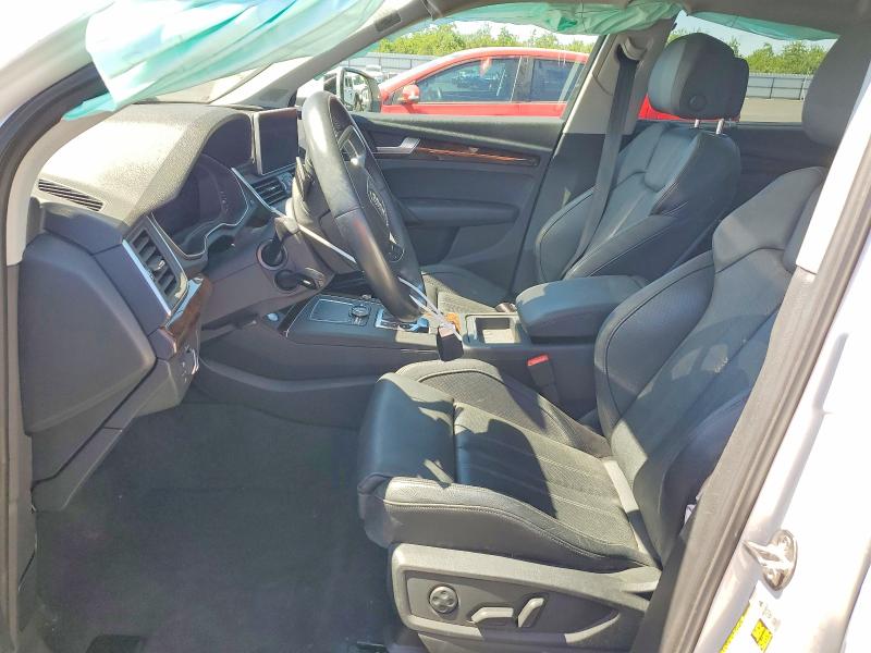 48525906 :رقم المزاد ، WA1BNAFY9J2043054 vin ، 2018 Audi Q5 مزاد بيع