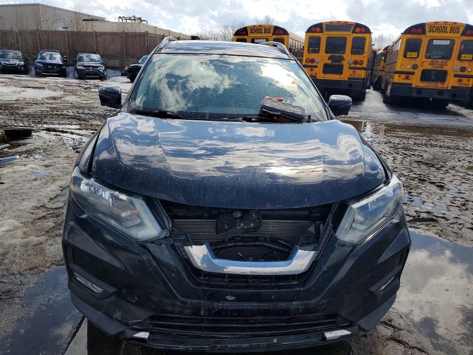 Продаж на аукціоні авто 2017 Nissan Rogue, vin: 5N1AT2MV5HC797929, номер лоту: 47585896