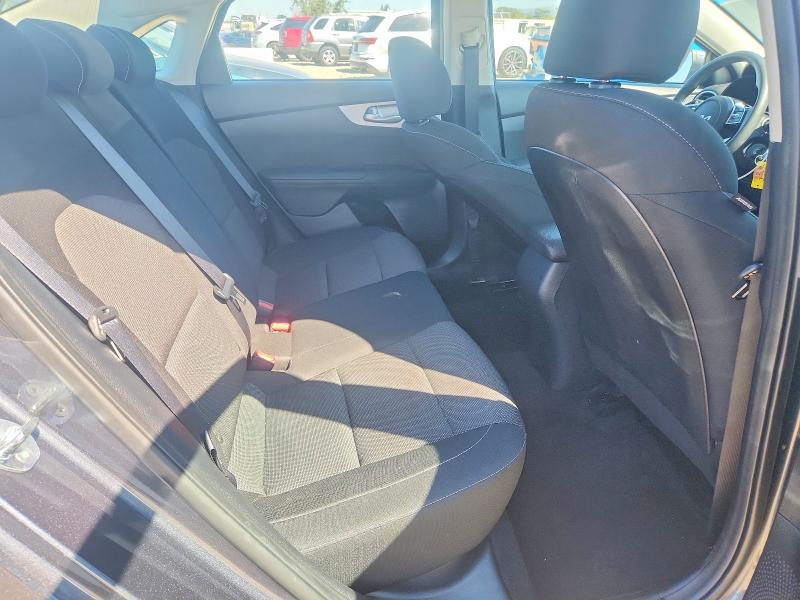 2024 Kia Forte მანქანა იყიდება აუქციონზე, vin: 3KPF24AD6RE798411, აუქციონის ნომერი: 48965246