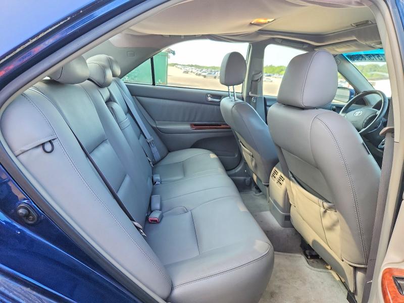 51528506 :رقم المزاد ، 4T1BF30K25U089060 vin ، 2005 Toyota Camry مزاد بيع