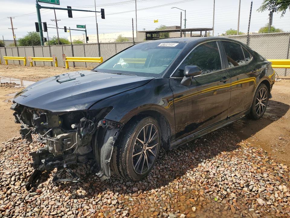 Продаж на аукціоні авто 2024 Toyota Camry, vin: 4T1G11AK0RU921136, номер лоту: 48632446