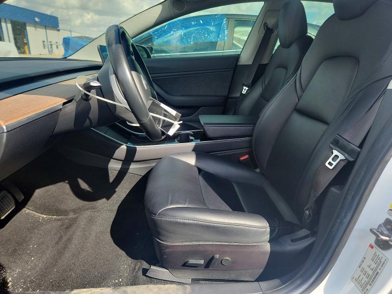 2018 Tesla Model 3 მანქანა იყიდება აუქციონზე, vin: 5YJ3E1EA5JF049803, აუქციონის ნომერი: 45922976