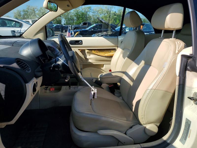 51133276 :رقم المزاد ، 3VWPG31Y58M413361 vin ، 2008 Volkswagen New Beetle مزاد بيع
