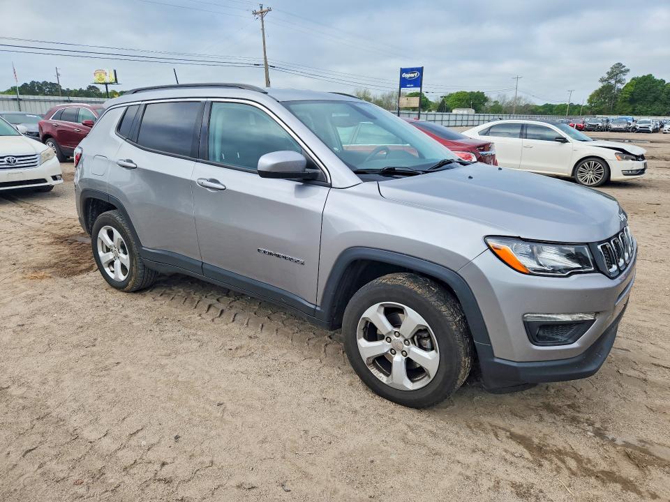 48684456 :رقم المزاد ، 3C4NJDBB5LT204499 vin ، 2020 Jeep Compass مزاد بيع