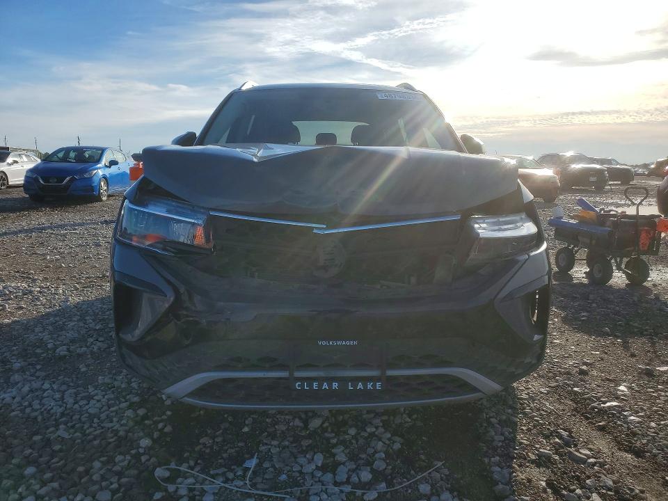 48798336 :رقم المزاد ، 3VVTX7B23NM064717 vin ، 2022 Volkswagen Taos مزاد بيع