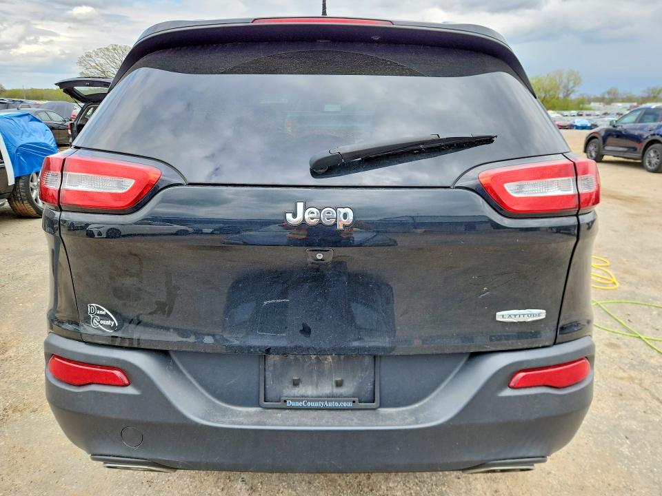 52076946 :رقم المزاد ، 1C4PJLCS7FW531728 vin ، 2015 Jeep Cherokee مزاد بيع