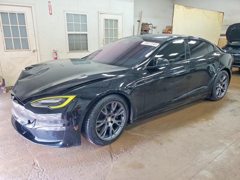 49872346 :رقم المزاد ، 5YJSA1E65MF441767 vin ، 2021 Tesla Model S مزاد بيع
