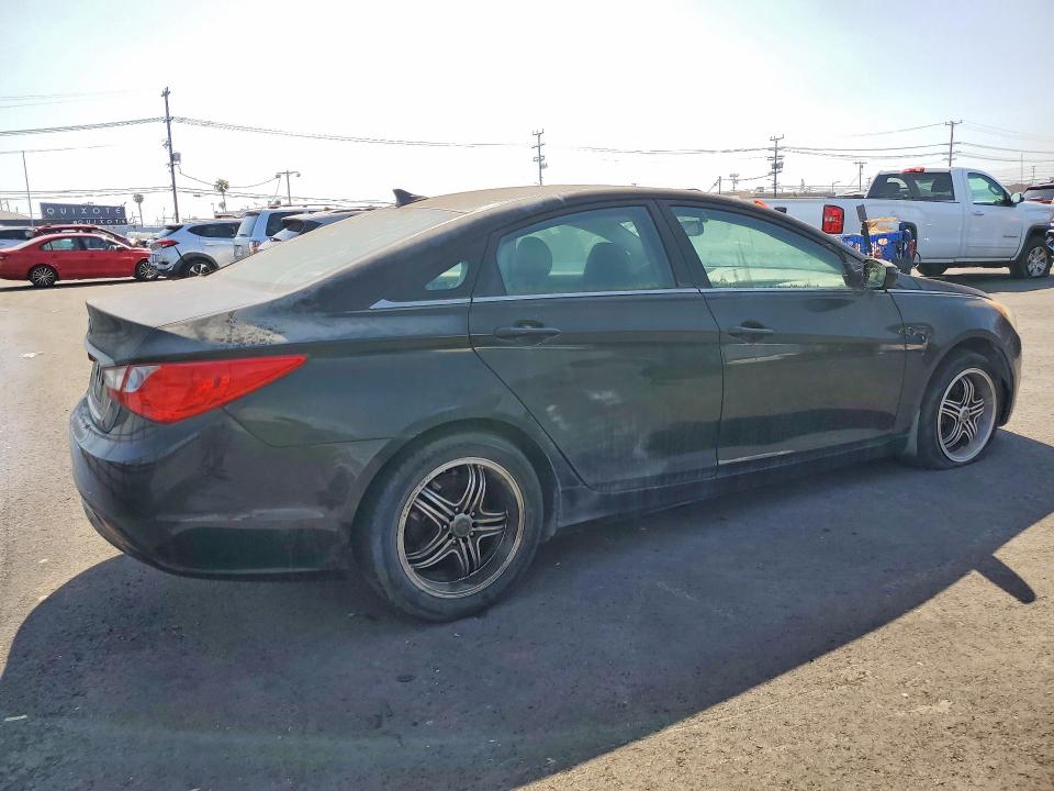 52216726 :رقم المزاد ، 5NPEB4AC9BH265926 vin ، 2011 Hyundai Sonata مزاد بيع