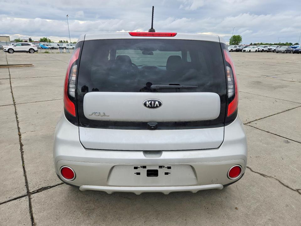 2018 Kia Soul მანქანა იყიდება აუქციონზე, vin: KNDJP3A57J7528039, აუქციონის ნომერი: 48525986