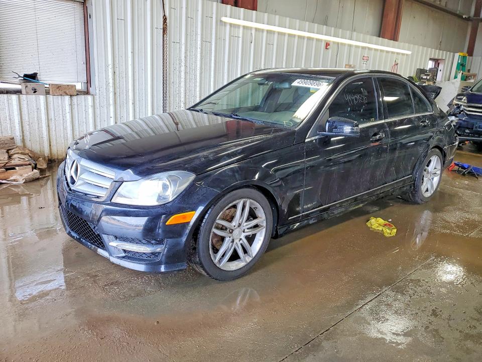 49909896 :رقم المزاد ، WDDGF8BB9CR194141 vin ، 2012 Mercedes-benz C مزاد بيع