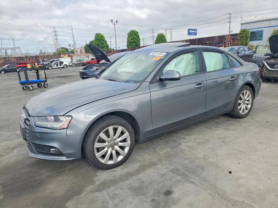 50291326 :رقم المزاد ، WAUBFAFLXEN005213 vin ، 2014 Audi A4 مزاد بيع