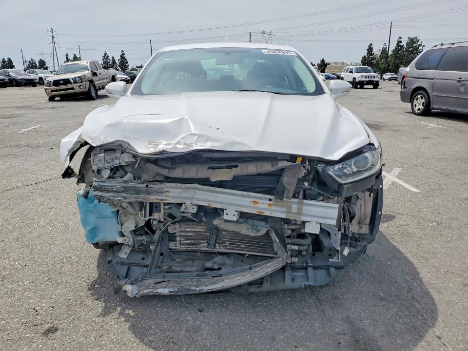 2015 Ford Fusion მანქანა იყიდება აუქციონზე, vin: 3FA6P0LU3FR228447, აუქციონის ნომერი: 49494906