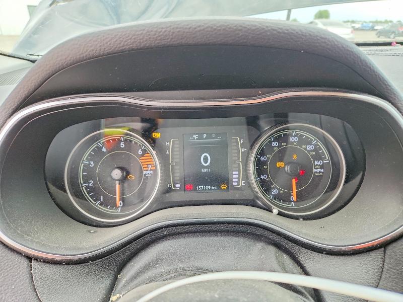 50190156 :رقم المزاد ، 1C4PJLCBXKD262033 vin ، 2019 Jeep Cherokee مزاد بيع