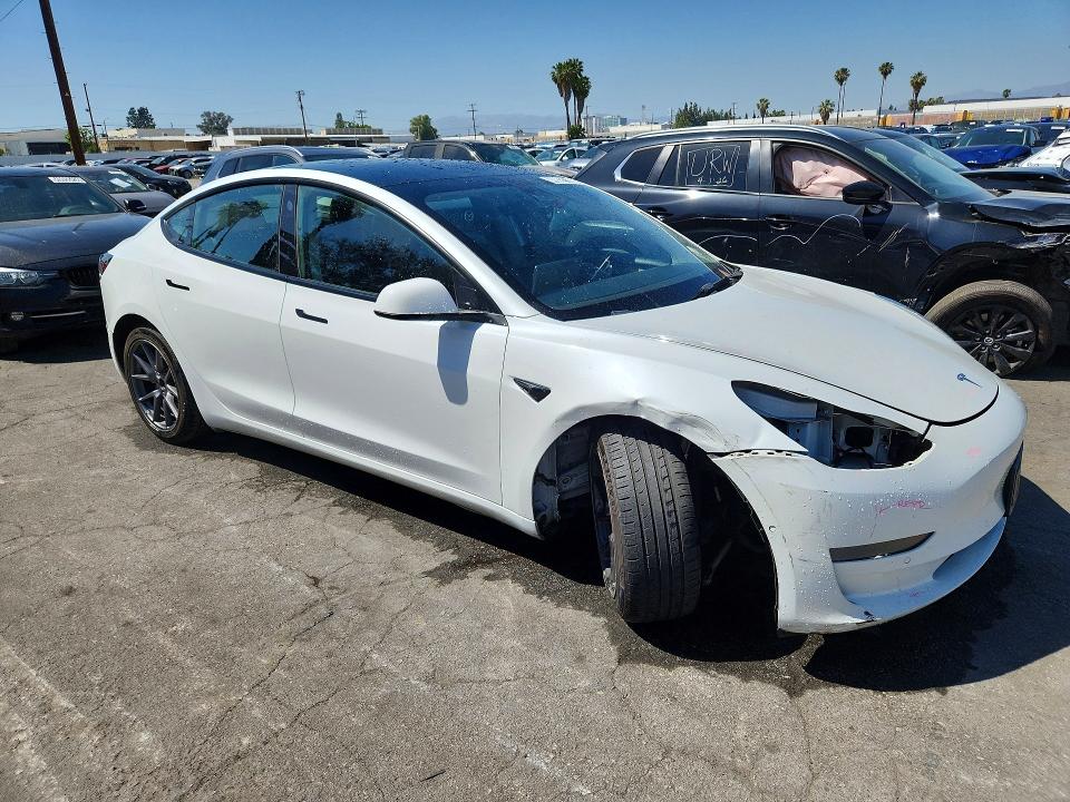 49032176 :رقم المزاد ، 5YJ3E1EA7NF289702 vin ، 2022 Tesla Model 3 مزاد بيع