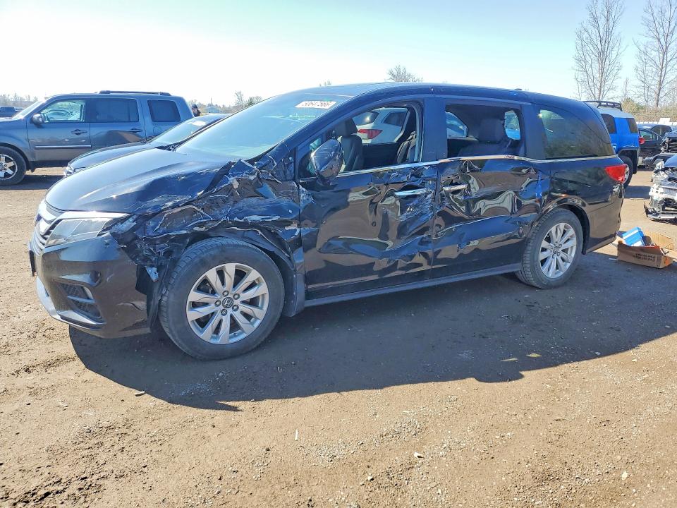 50647566 :رقم المزاد ، 5FNRL6H42JB508966 vin ، 2018 Honda Odyssey مزاد بيع
