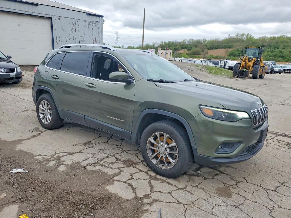 2019 Jeep Cherokee მანქანა იყიდება აუქციონზე, vin: 1C4PJMCB1KD323212, აუქციონის ნომერი: 51320086