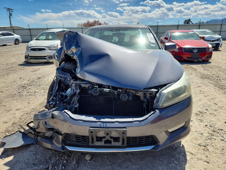 48642026 :رقم المزاد ، 1HGCR2F82DA147238 vin ، 2013 Honda Accord مزاد بيع