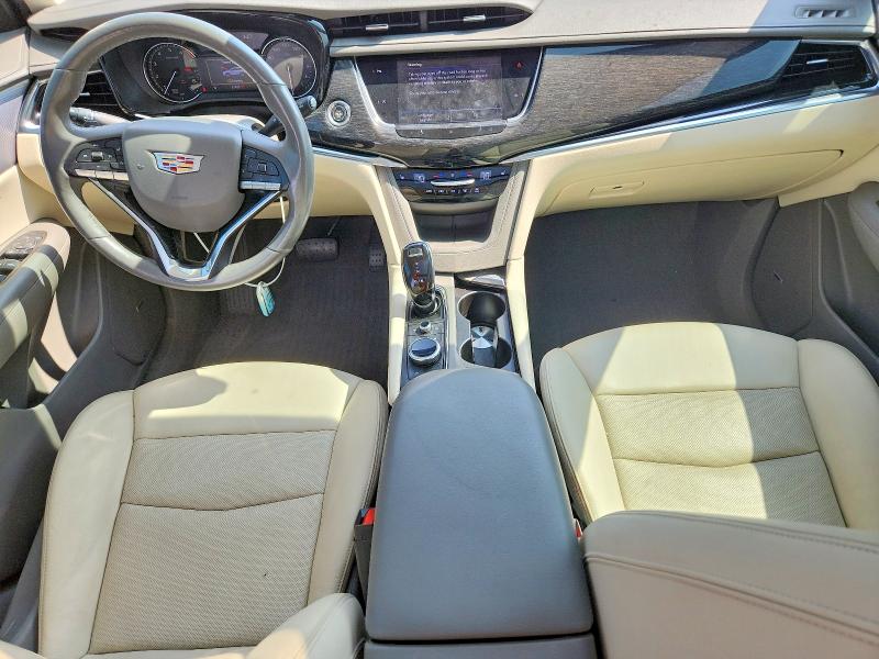 51263346 :رقم المزاد ، 1GYKPCRS1LZ115310 vin ، 2020 Cadillac Xt6 مزاد بيع