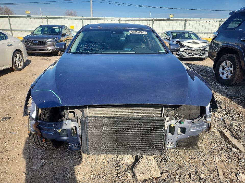 Продажа на аукционе авто 2015 Hyundai Genesis, vin: KMHGN4JE7FU099141, номер лота: 48258086