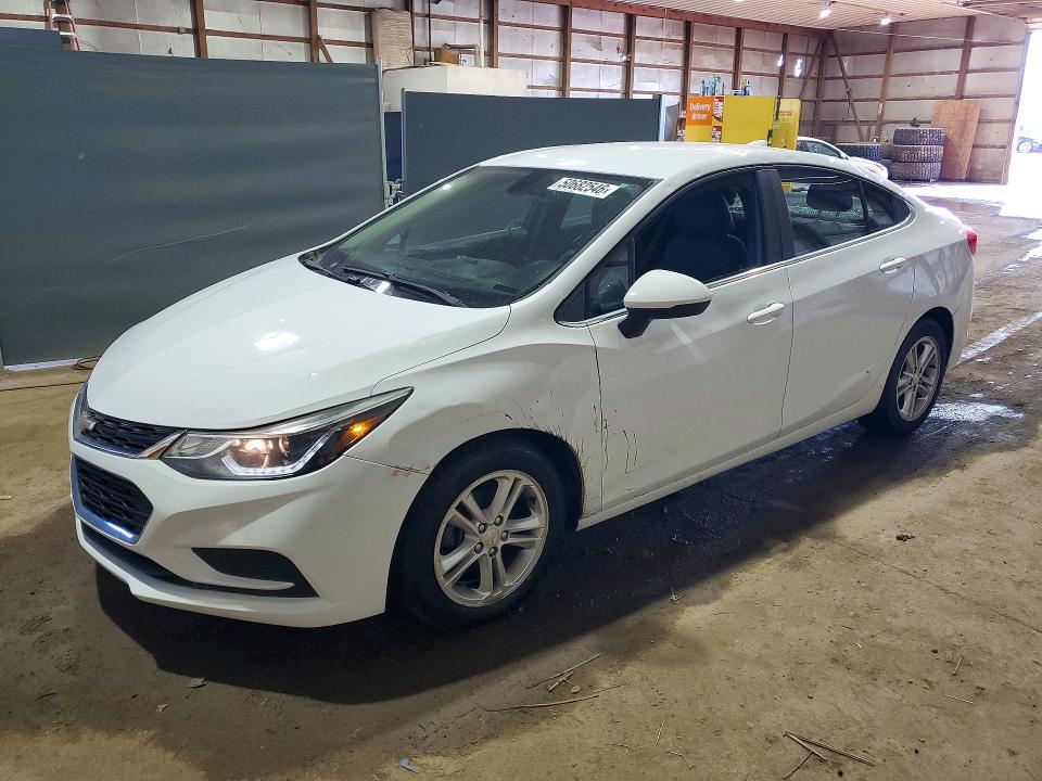 50682546 :رقم المزاد ، 1G1BE5SM7J7106180 vin ، 2018 Chevrolet Cruze مزاد بيع