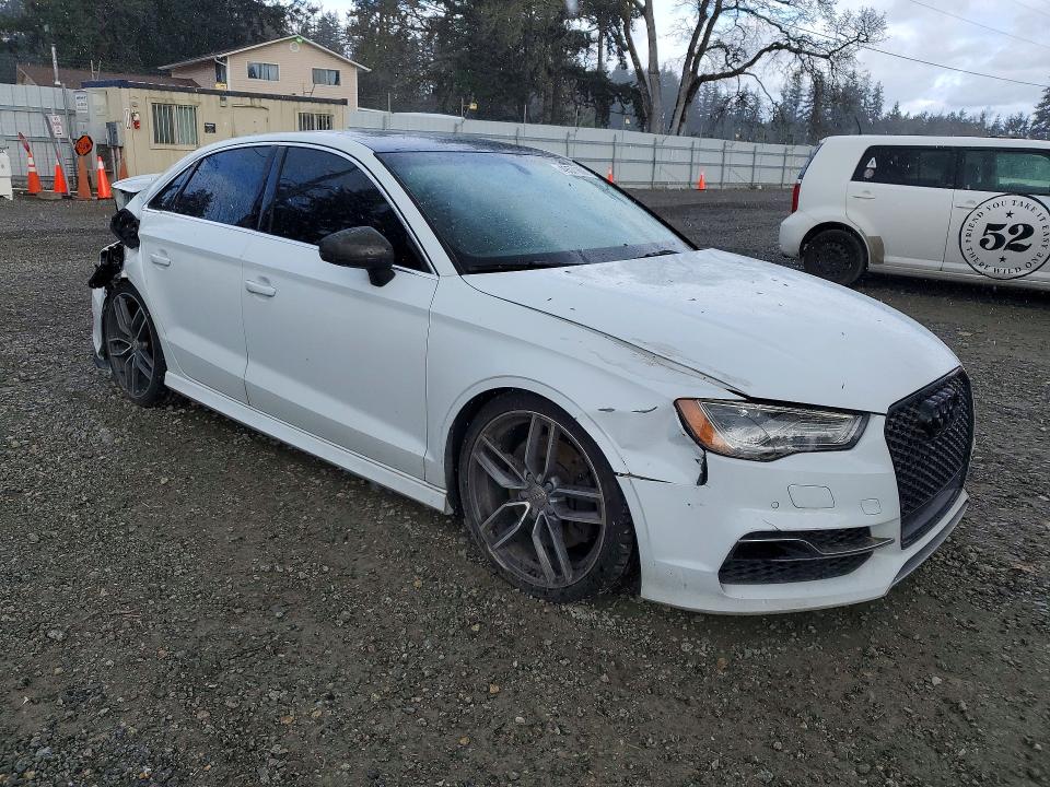 Продажа на аукционе авто 2015 Audi S3, vin: WAUBFGFF8F1077064, номер лота: 49571806