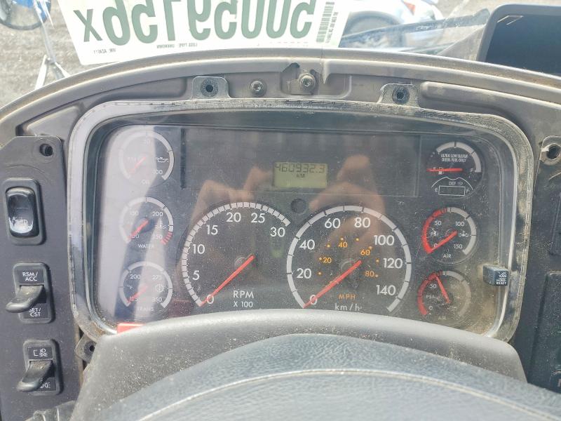 50059156 :رقم المزاد ، 1FVHCYBSXBDAZ4611 vin ، 2011 Freightliner M2 مزاد بيع